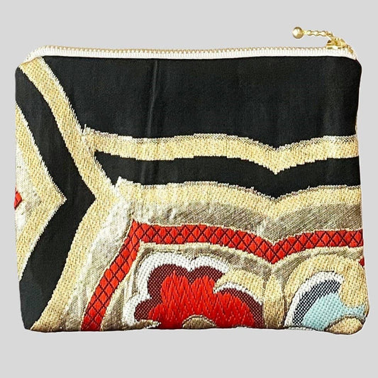 Japanese Kimono Silk Floral Pouches Vintage Kimono Pouch Zipper Pouch Kimono Fabric Kimono Accessories Handmade Pouch Vintage Kimono Upcycled Kimono Traditional Japanese Travel Pouch Colorful zipper pouch colorful travel pouch bag organizer