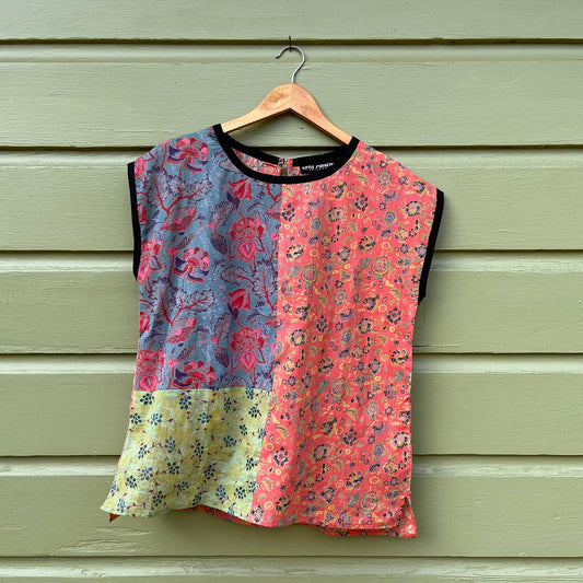 Moet Top Taj Blue: XL / Taj Blue