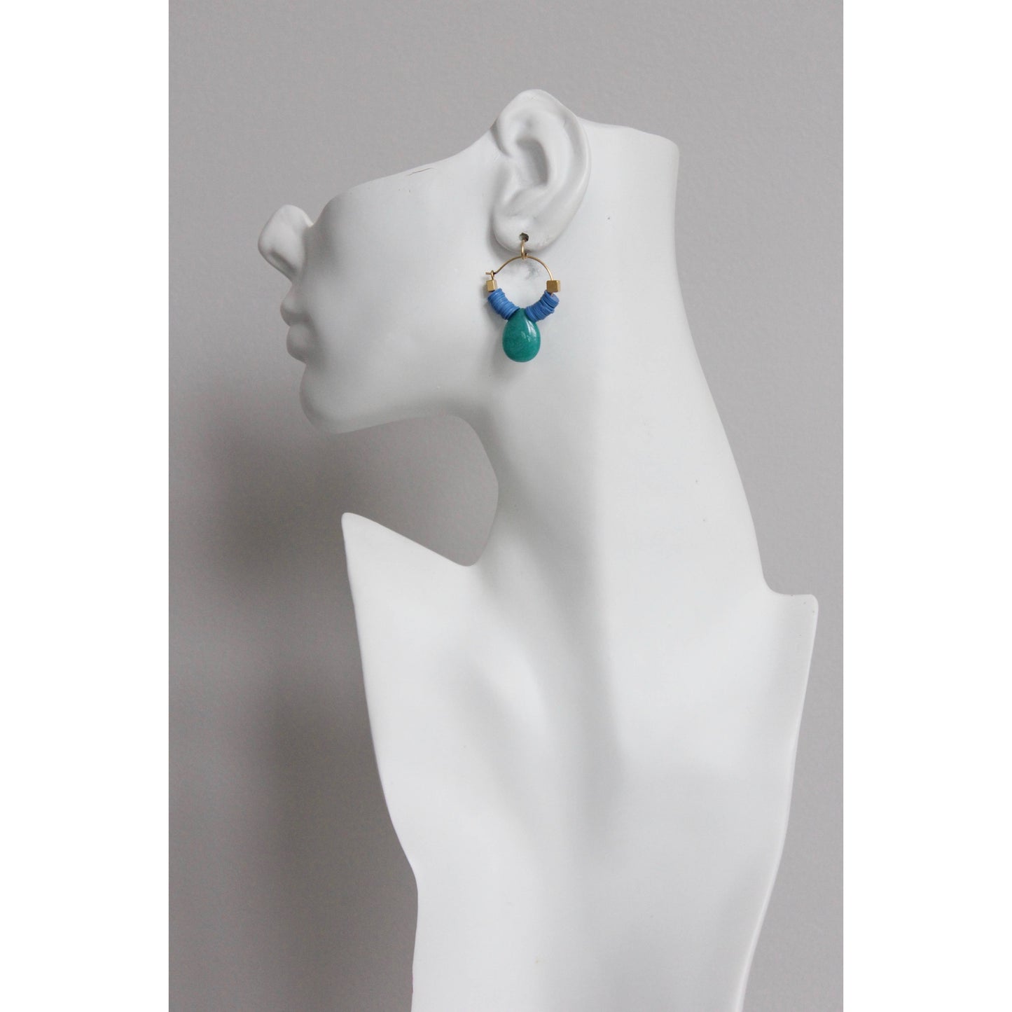 EMIE08 Blue hoop earrings