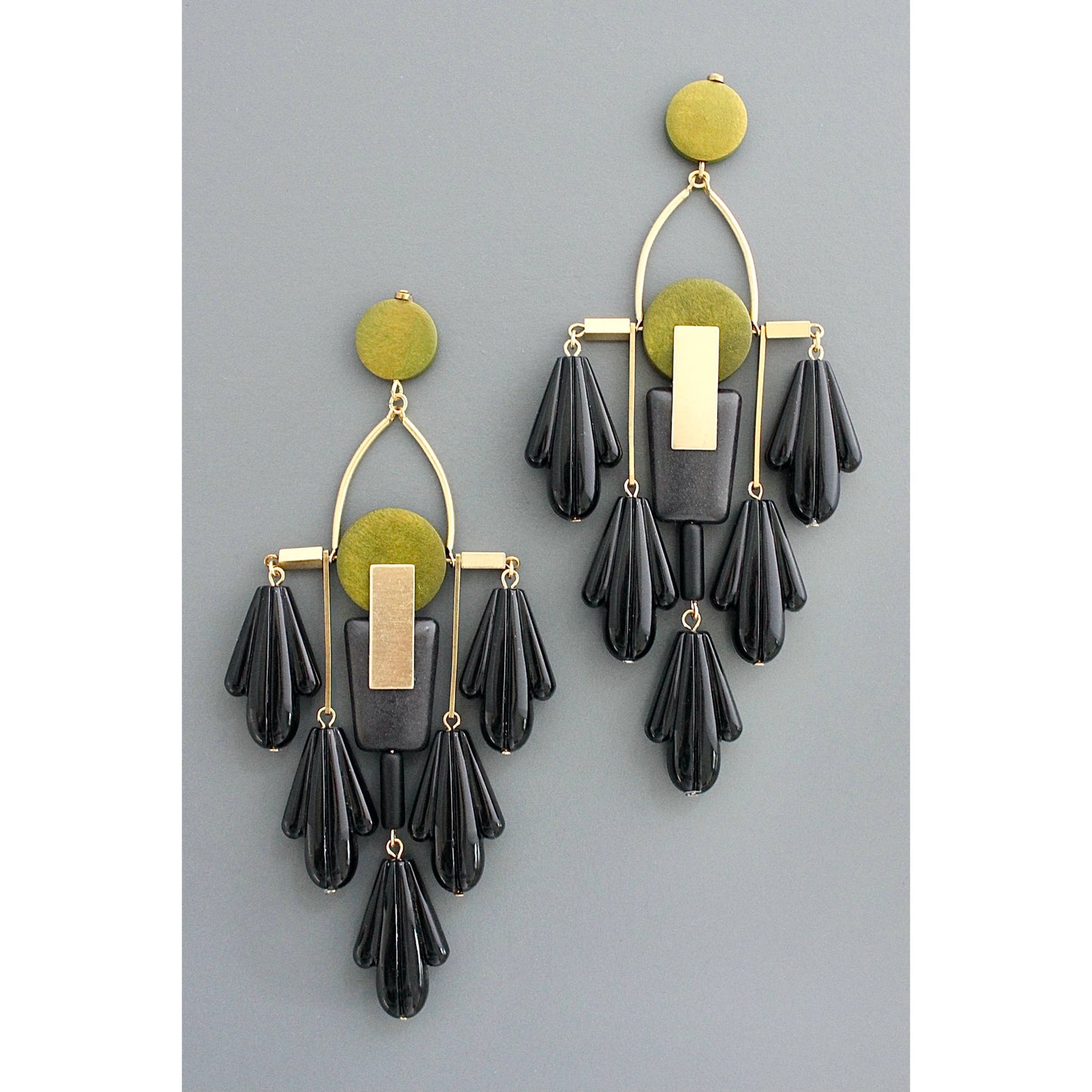 FERE120 Chandelier ArtDeco black and green shoulder duster post earrings
