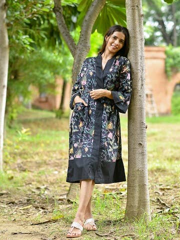 UBUD BLACK KIMONO    new!