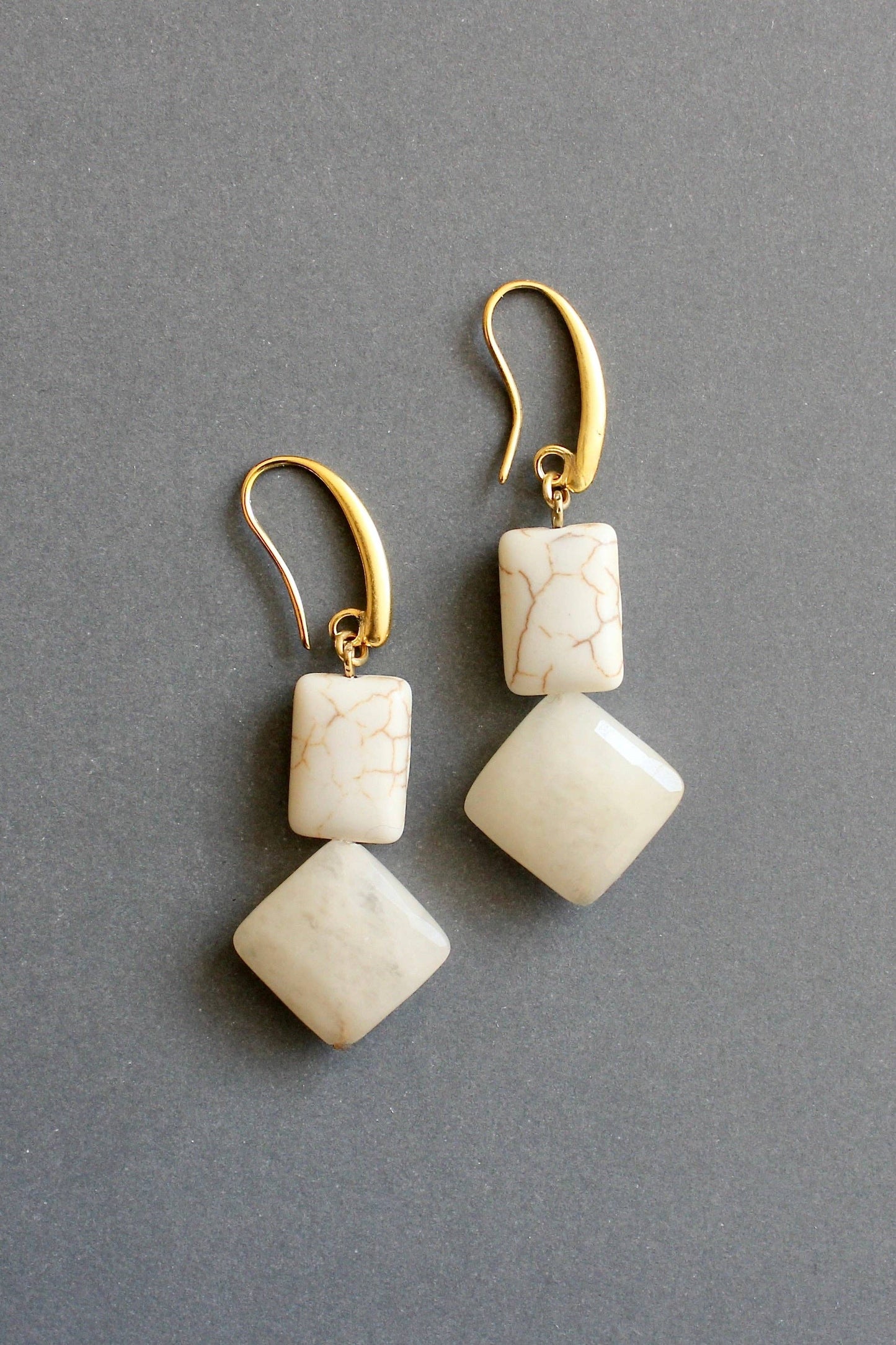 ISLE13 White and cream earrings