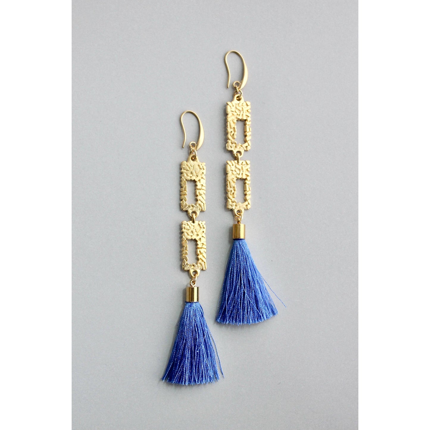 GNDE125E gold and blue tassel earrings